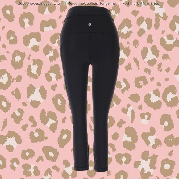 Black lululemon leggings with pockets - Picture 1 of 7